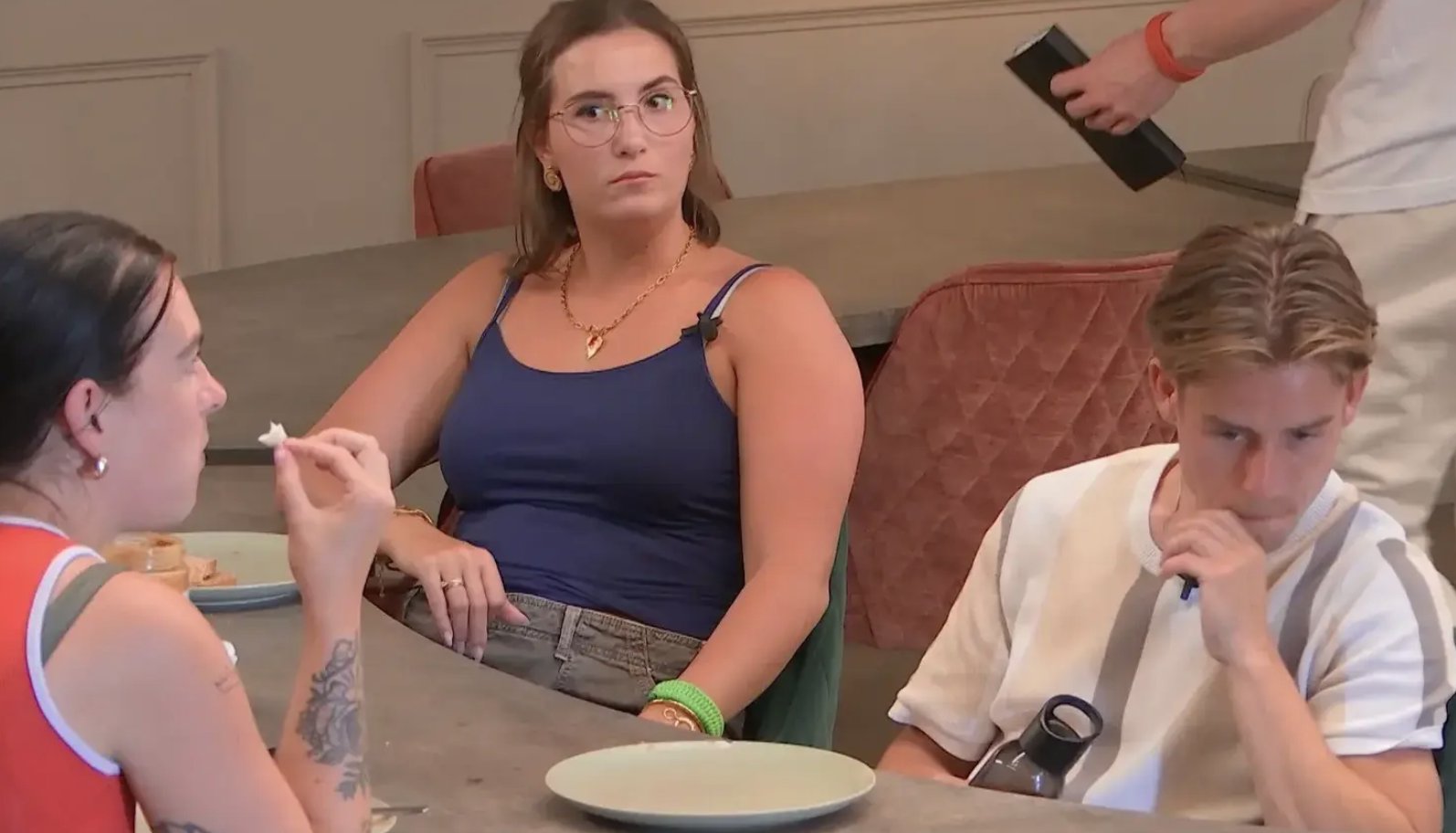 De Bondgenoten opgeschrikt door onverwacht vertrek na ruzie