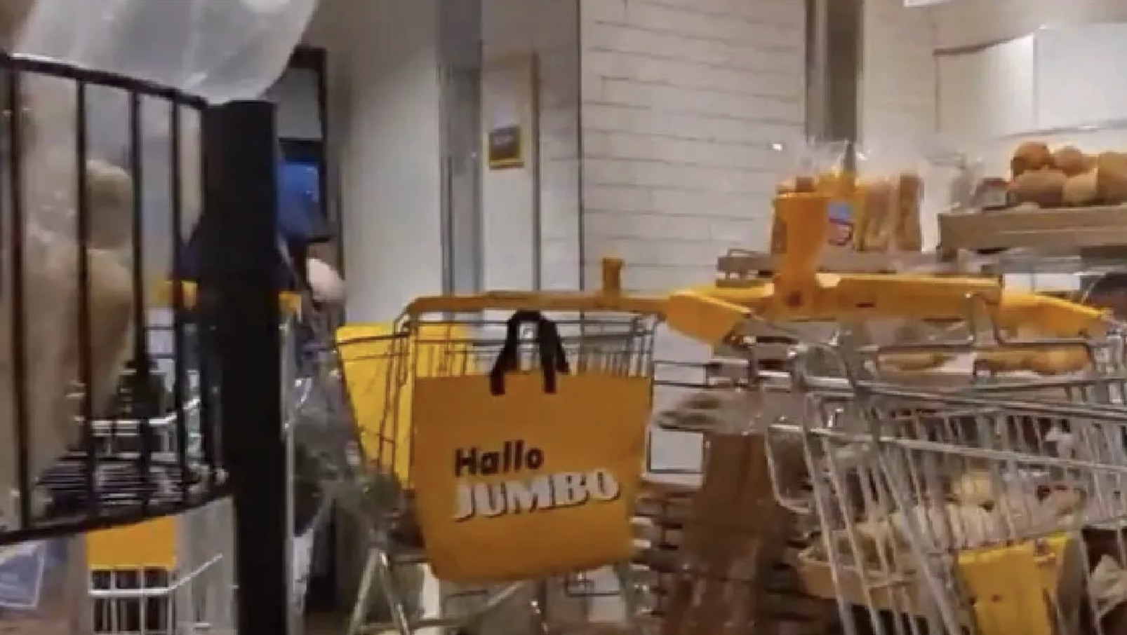 Man weegt zak spinazie af bij Jumbo en wat hij ontdekt zorgt voor enorme ophef
