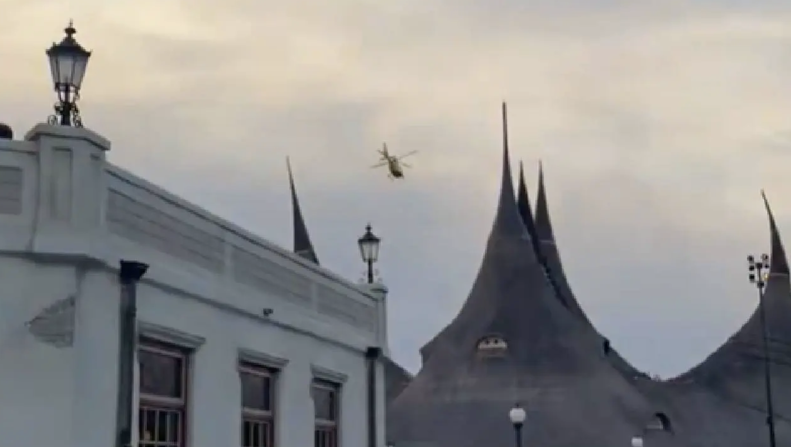Hulpdiensten met spoed naar de Efteling voor reanimatie kind
